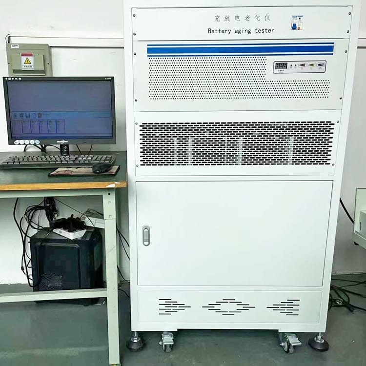 リチウム電池のパックのために排出する40Aを満たす100V電池のパックの老化する機械20A
