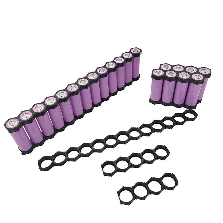 円柱ABS 18650電池ケース2の細胞6P 10P 13Pのサイズの黒色