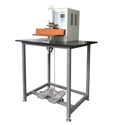 良い値段 18650の32650の4680の電池のパックのための携帯用リチウム イオン電池の溶接機 オンライン